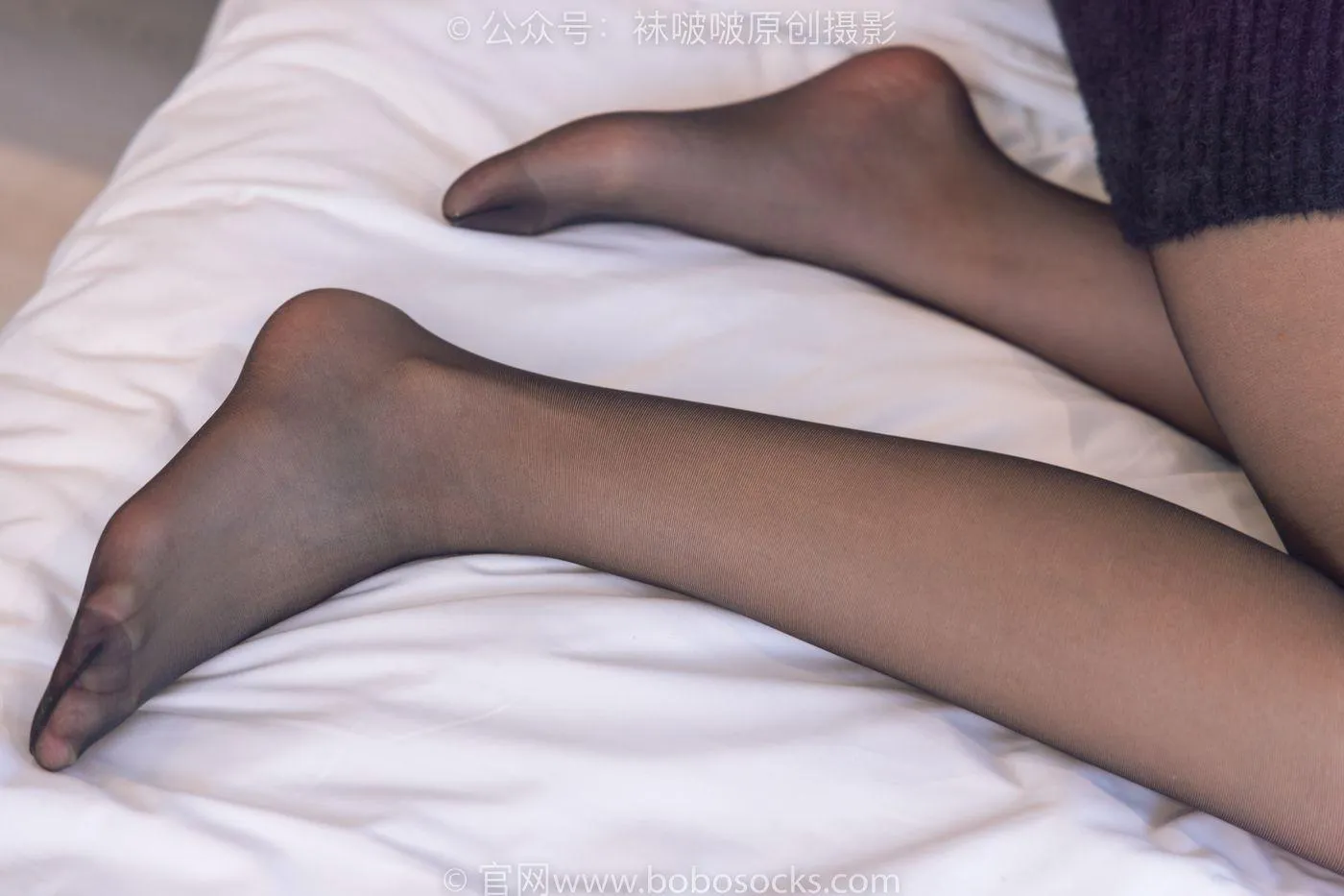 [BoBoSocks袜啵啵]NO.194 小甜豆-高跟长靴、凉鞋、黑丝、裸足 [140P]插图1